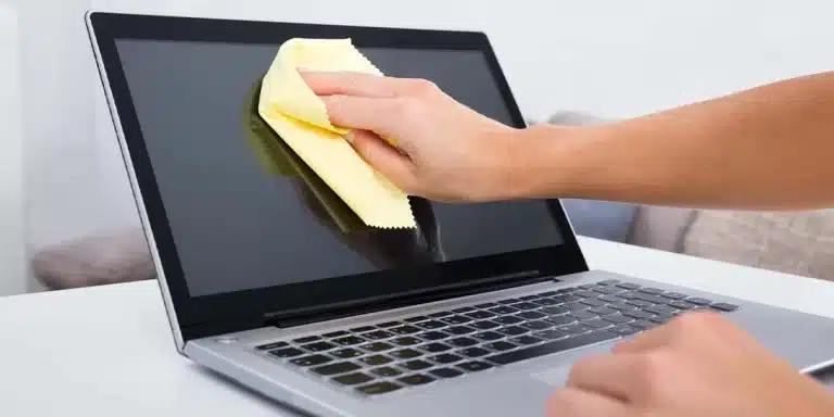 Rensning af MacBook